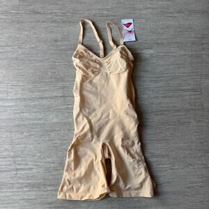 Lycra Bodysuit Shorts NWT Nude Color Women's S/M Tank Top Sleeveless